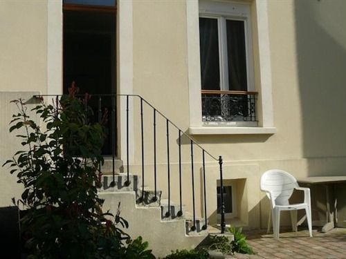 Loft Fraternite Ξενοδοχείο Bagnolet Εξωτερικό φωτογραφία